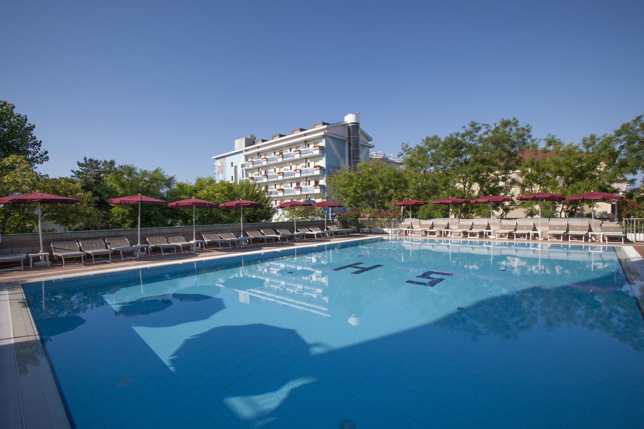 Hotel Sofia リド・ディ・イエゾロ エクステリア 写真